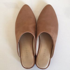 Nisolo Mariella Mules in Sand brown, size women’s 7.5